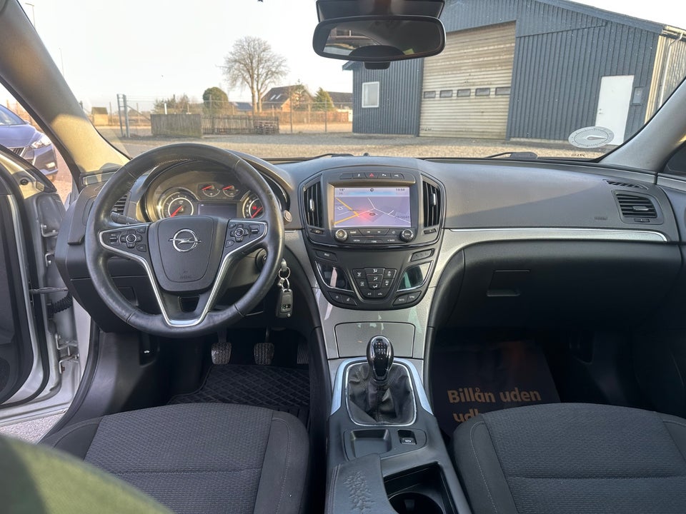 Opel Insignia 1,6 CDTi 136 Edition 5d