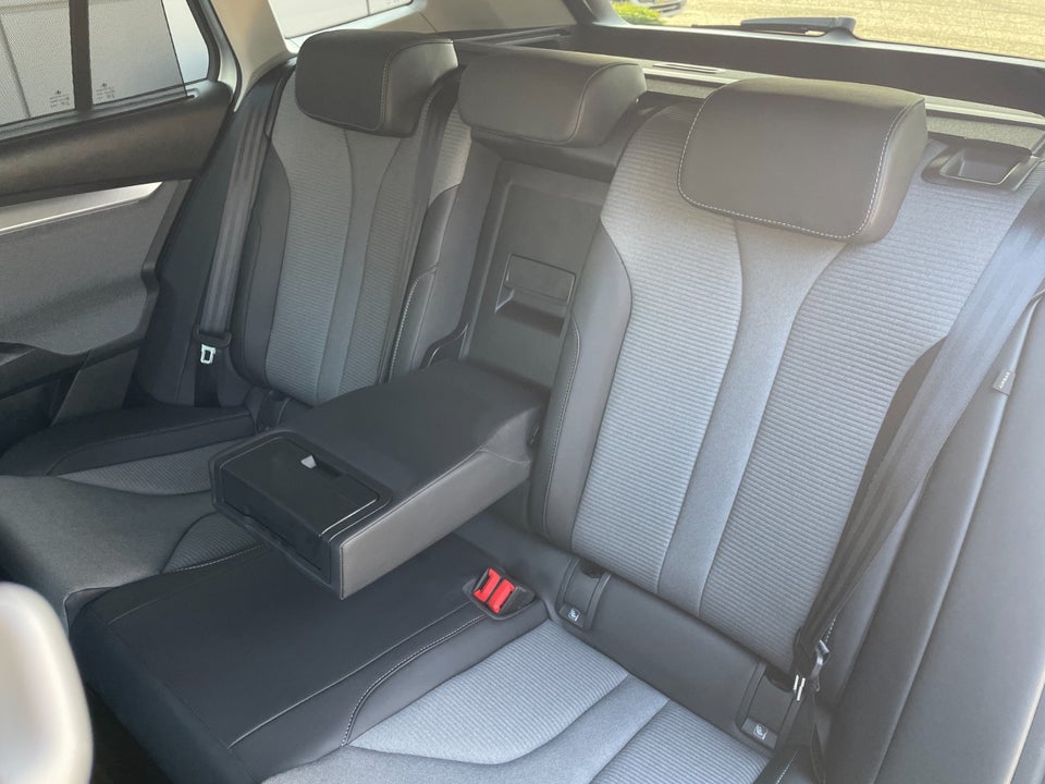 Skoda Enyaq 60 iV Premium 5d