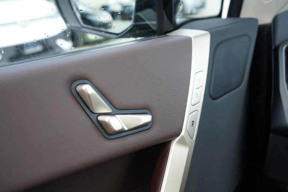 BMW iX xDrive40 Sport 5d