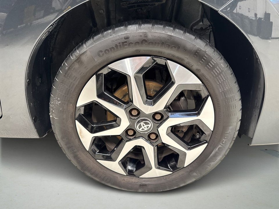 Toyota Aygo 1,0 VVT-i x-press 5d