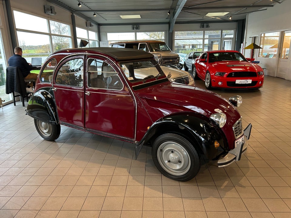 Citroën 2CV 0,6  4d