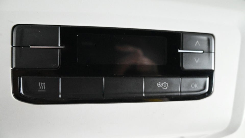 VW Transporter 2,0 TDi 110 Kassevogn kort