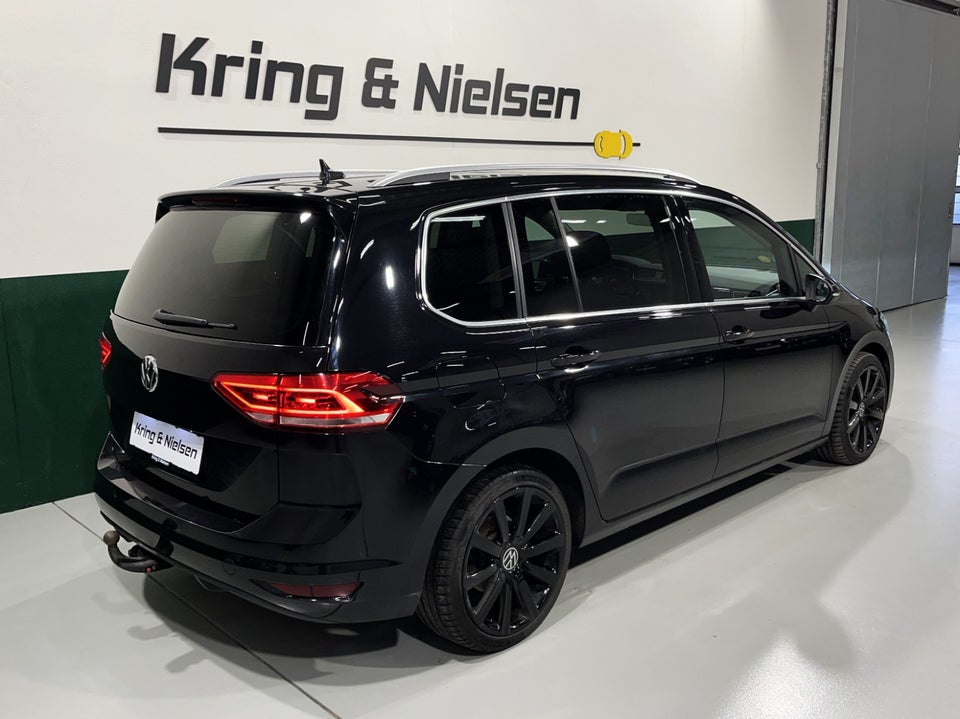 VW Touran 2,0 TDi 150 Highline DSG 7prs 5d