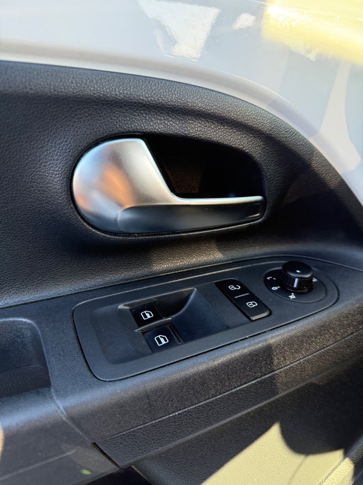 VW Up! 1,0 60 High Up! BMT 5d