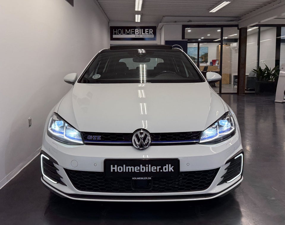 VW Golf VII 1,4 GTE DSG 5d