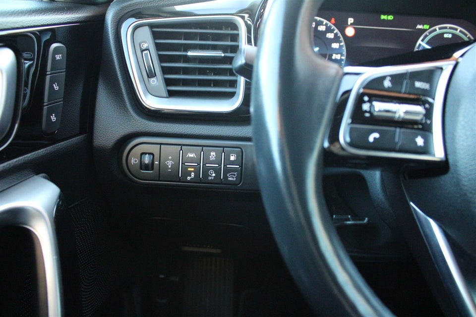 Kia Ceed 1,6 PHEV Upgrade SW DCT 5d