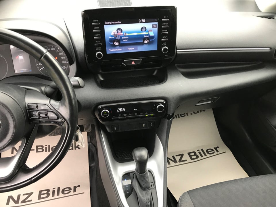 Toyota Yaris 1,5 Hybrid H3 Vision e-CVT 5d