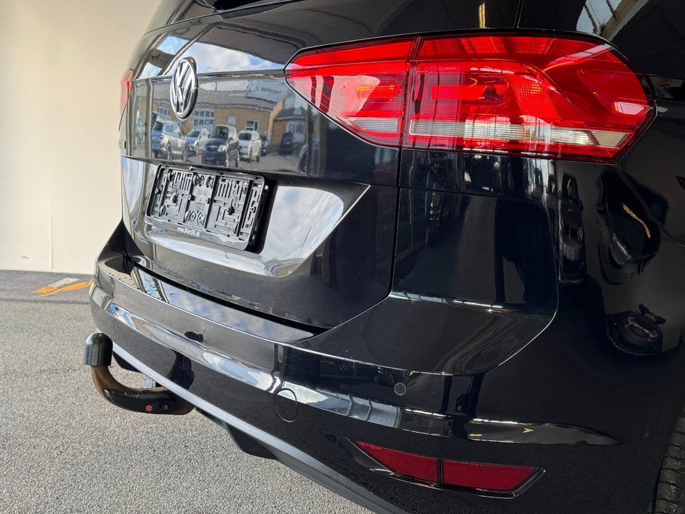 VW Touran 1,6 TDi 115 Comfortline DSG 7prs 5d