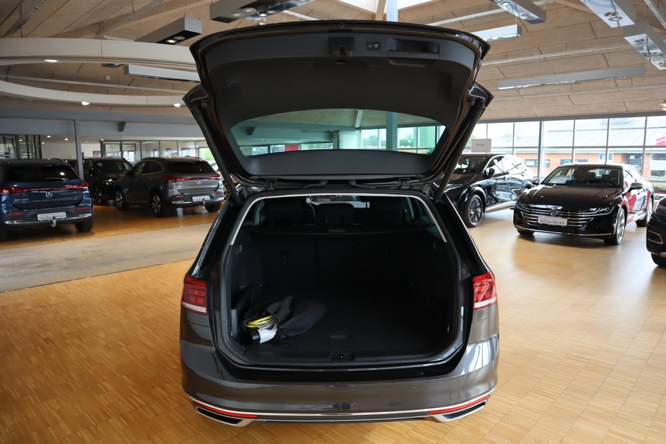 VW Passat 1,4 GTE High Variant DSG 5d