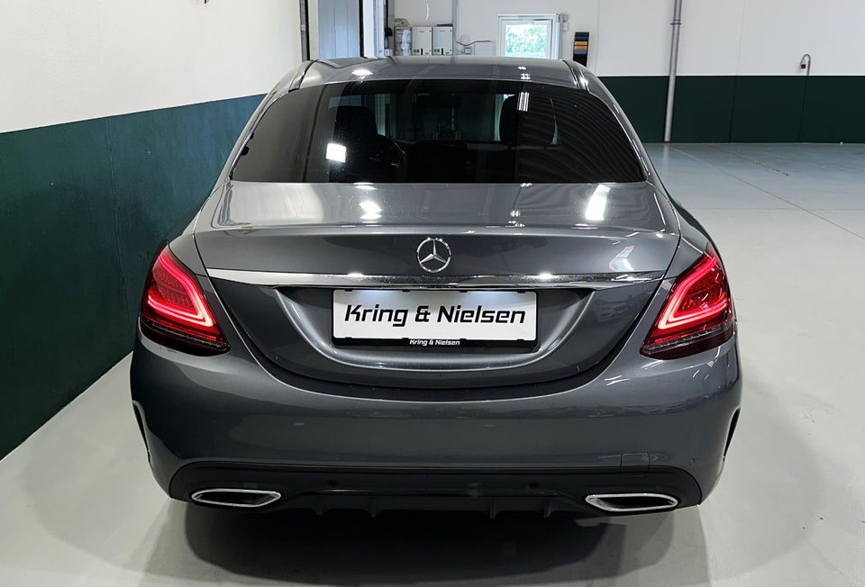 Mercedes C220 d 2,0 AMG Line aut. 4d