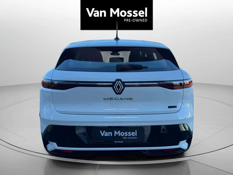 Renault Megane E-Tech 40 Equilibre 5d