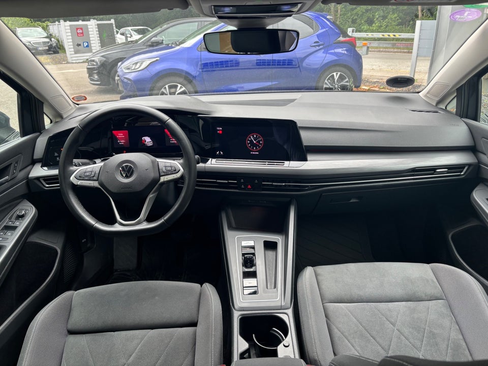VW Golf VIII 1,5 eTSi 150 Style DSG 5d