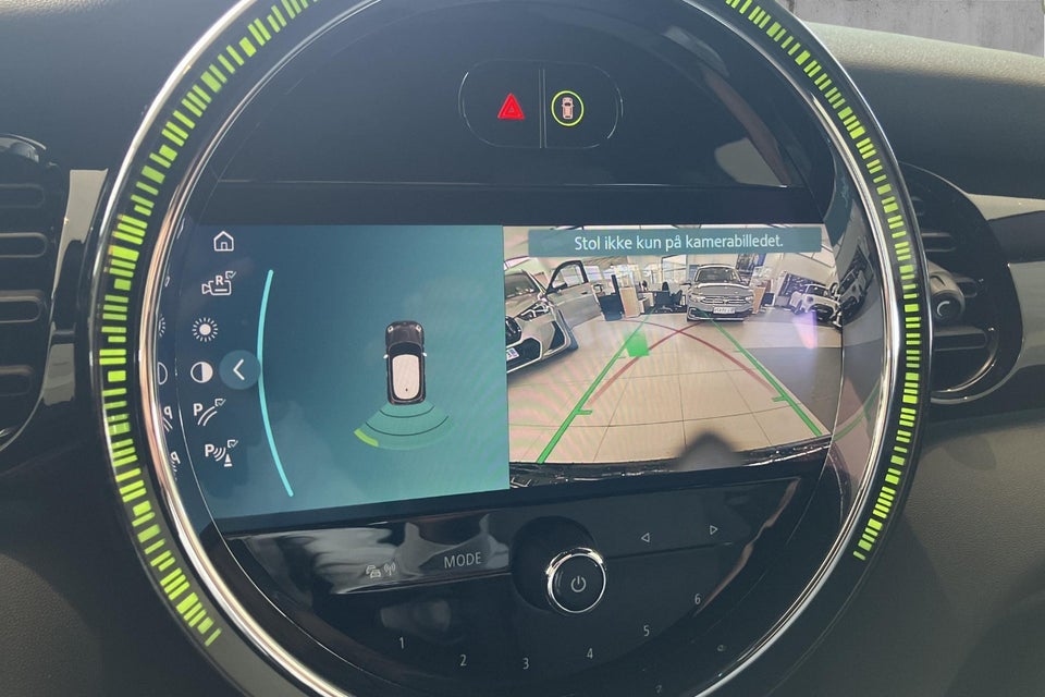 MINI Cooper SE Classic Trim 3d