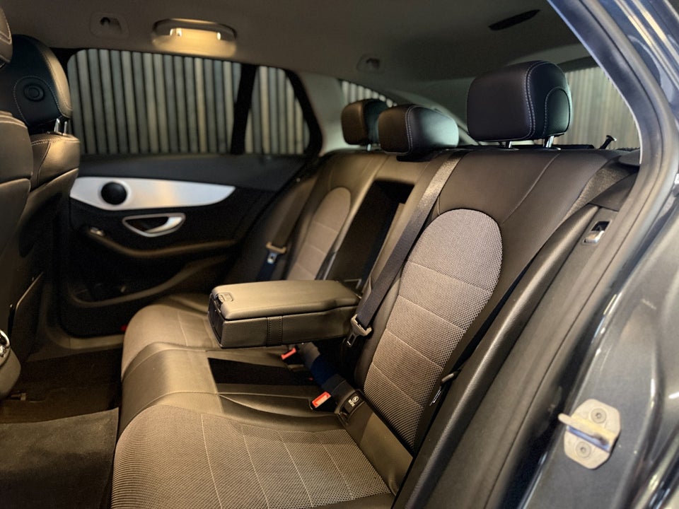 Mercedes C220 2,2 BlueTEC Avantgarde stc. 5d