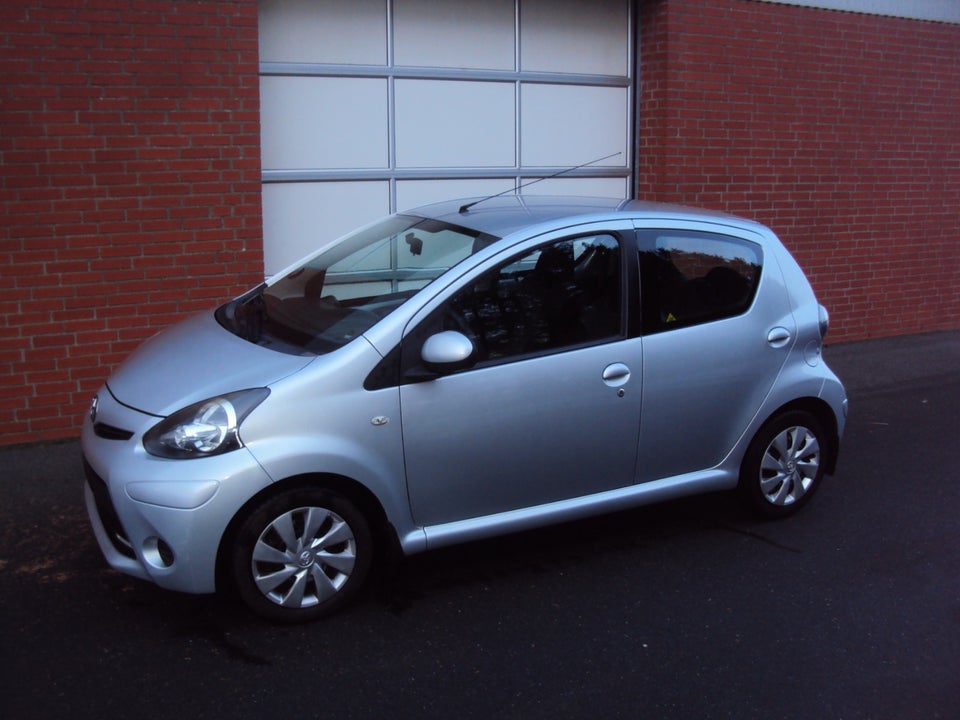 Toyota Aygo 1,0 VVT-i T2 Air 5d