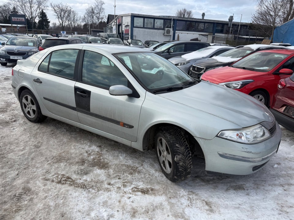 Renault Laguna II 1,6 Authentique Pack 5d