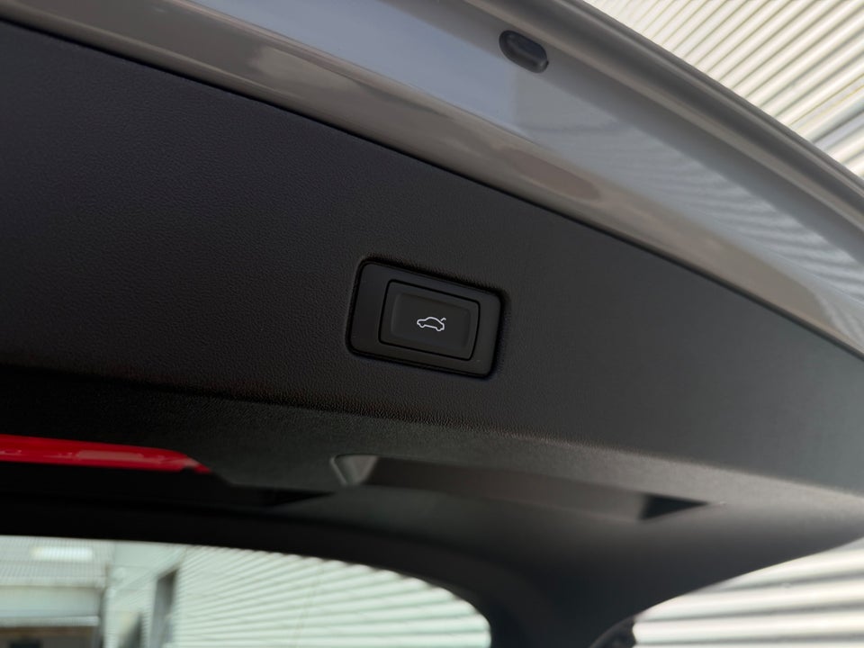 Audi Q4 e-tron 40  5d