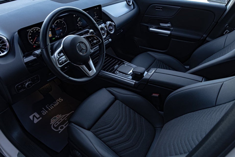 Mercedes EQA250 Progressive 5d