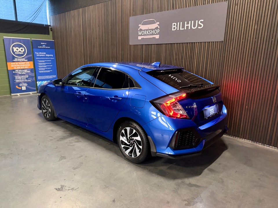 Honda Civic 1,0 VTEC Turbo Elegance 5d