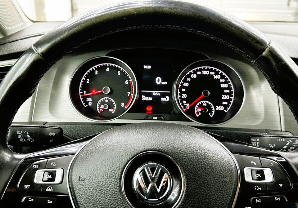 VW Golf VII 1,4 TSi 122 Comfortline BMT 5d