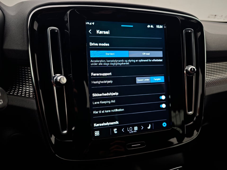 Volvo XC40 P8 ReCharge Twin R-Design 5d