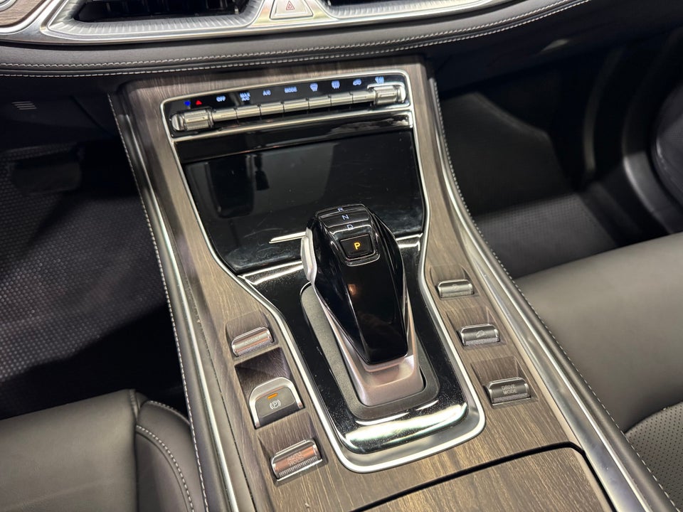 Navor E5 1,5 PHEV Rock 5d