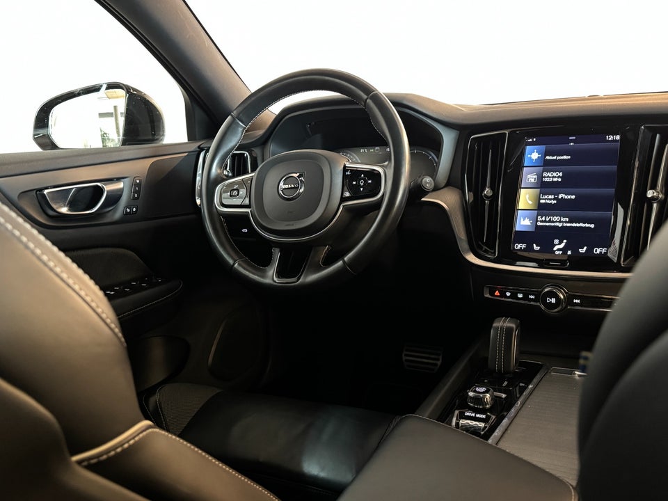 Volvo V60 2,0 B4 197 R-Design aut. 5d