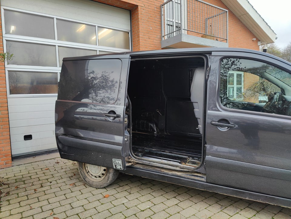 Toyota ProAce 2,0 D 128 T1 L1H1 5d