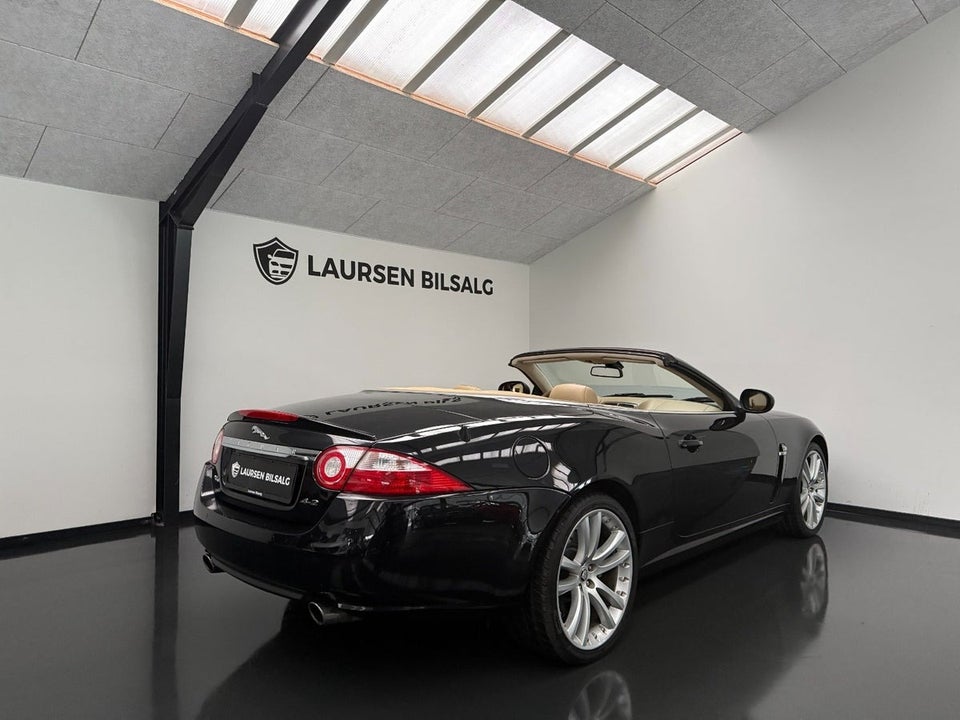Jaguar XK 4,2 V8 Convertible aut. 2d