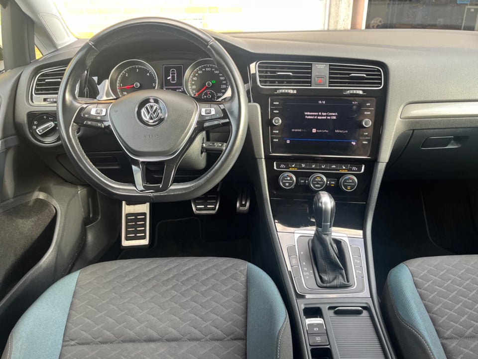 VW Golf VII 1,6 TDi 115 IQ.Drive DSG 5d