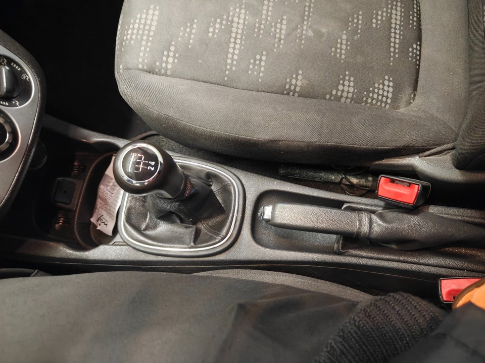 Opel Corsa 1,2 16V Cosmo 5d