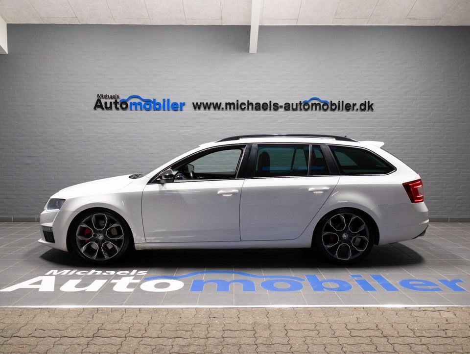 Skoda Octavia 2,0 TDi 184 RS Combi DSG 5d