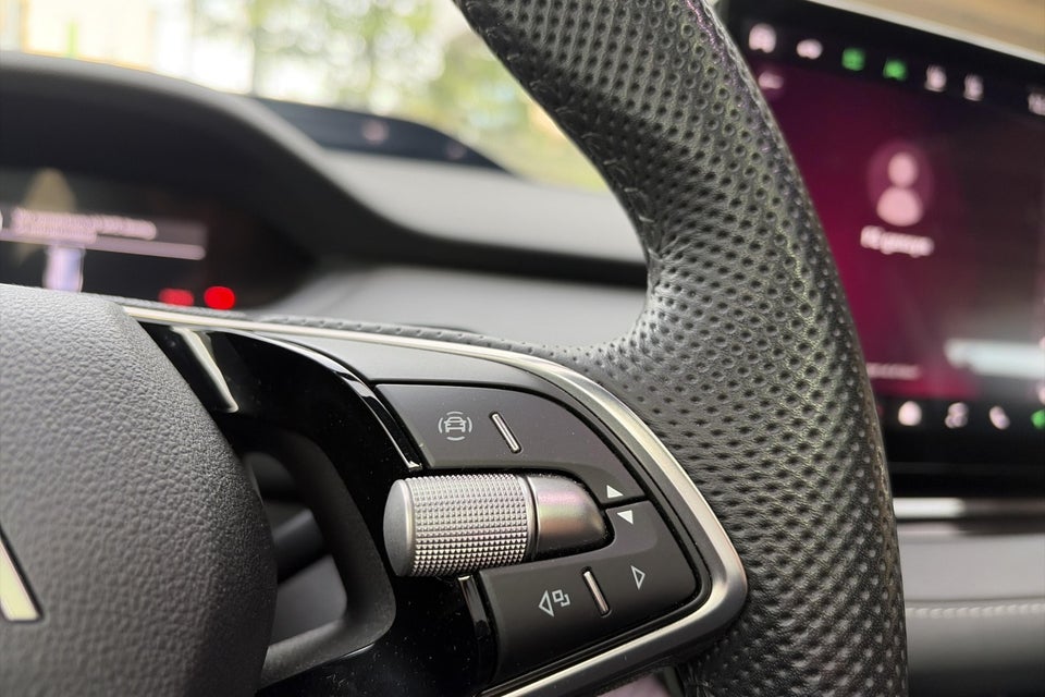 Skoda Enyaq 85 iV Advanced 5d