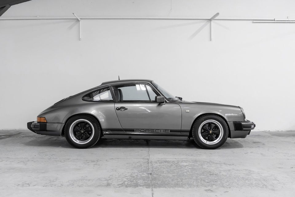 Porsche 911 3,2 Carrera Coupé 2d