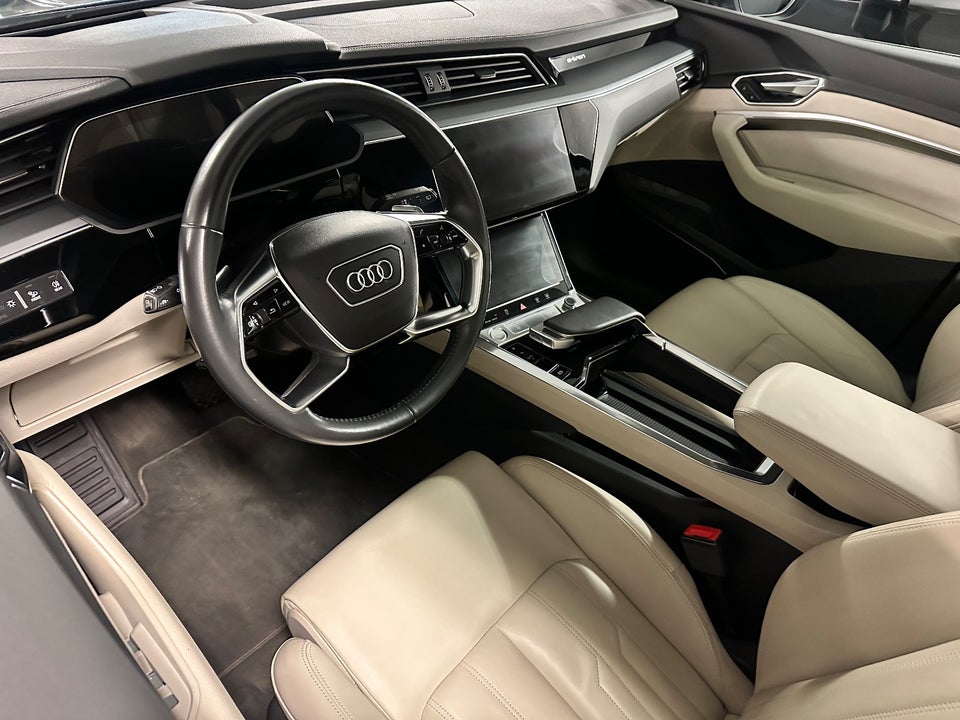 Audi e-tron 55 Advanced quattro 5d