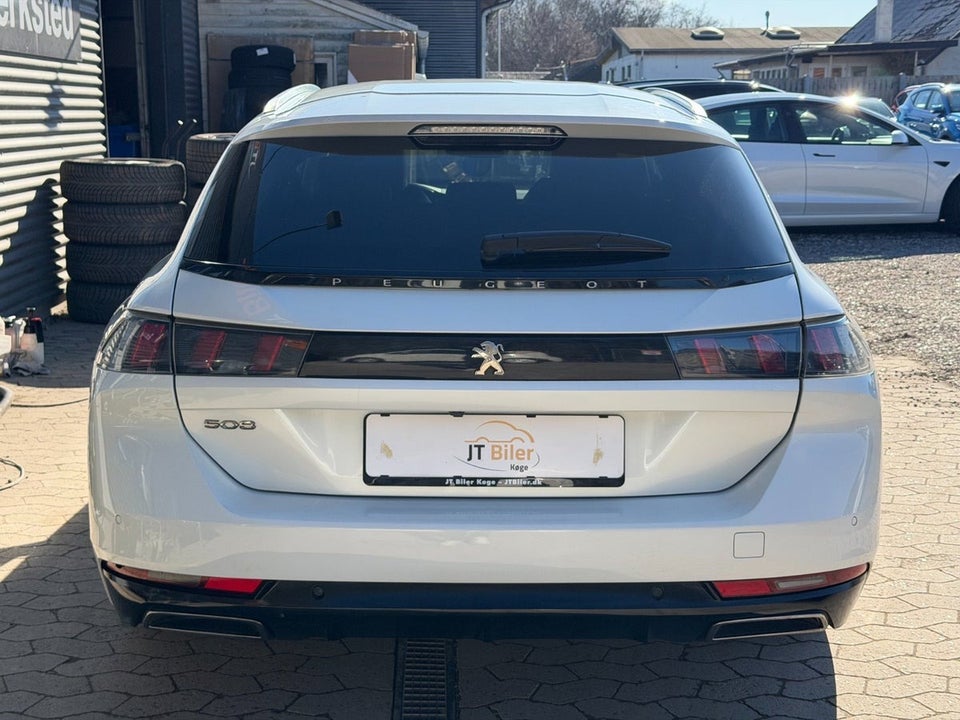 Peugeot 508 1,5 BlueHDi 130 Allure SW 5d