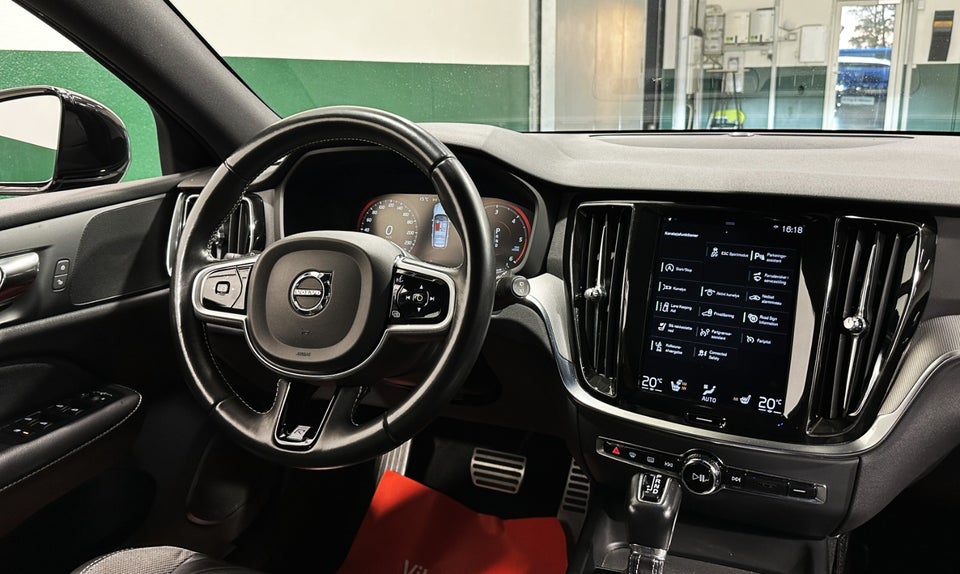 Volvo V60 2,0 D4 190 R-Design aut. 5d