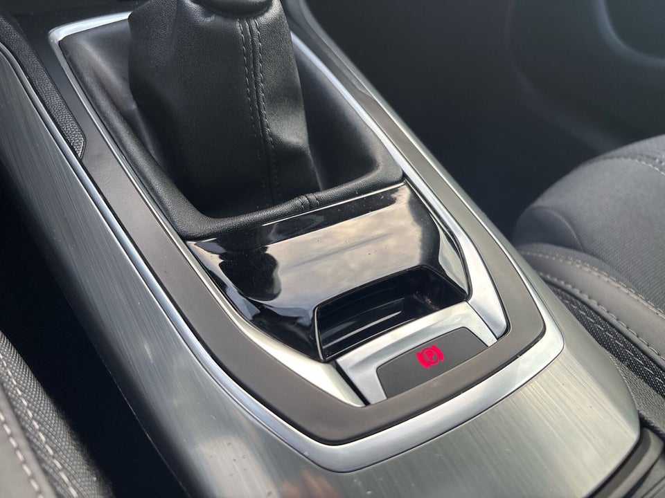 Peugeot 308 1,6 BlueHDi 120 Selection Sky SW 5d