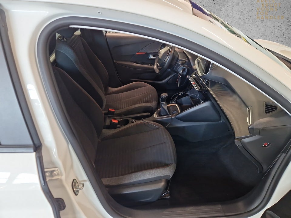 Peugeot 208 1,2 PureTech 75 Active+ Van 5d