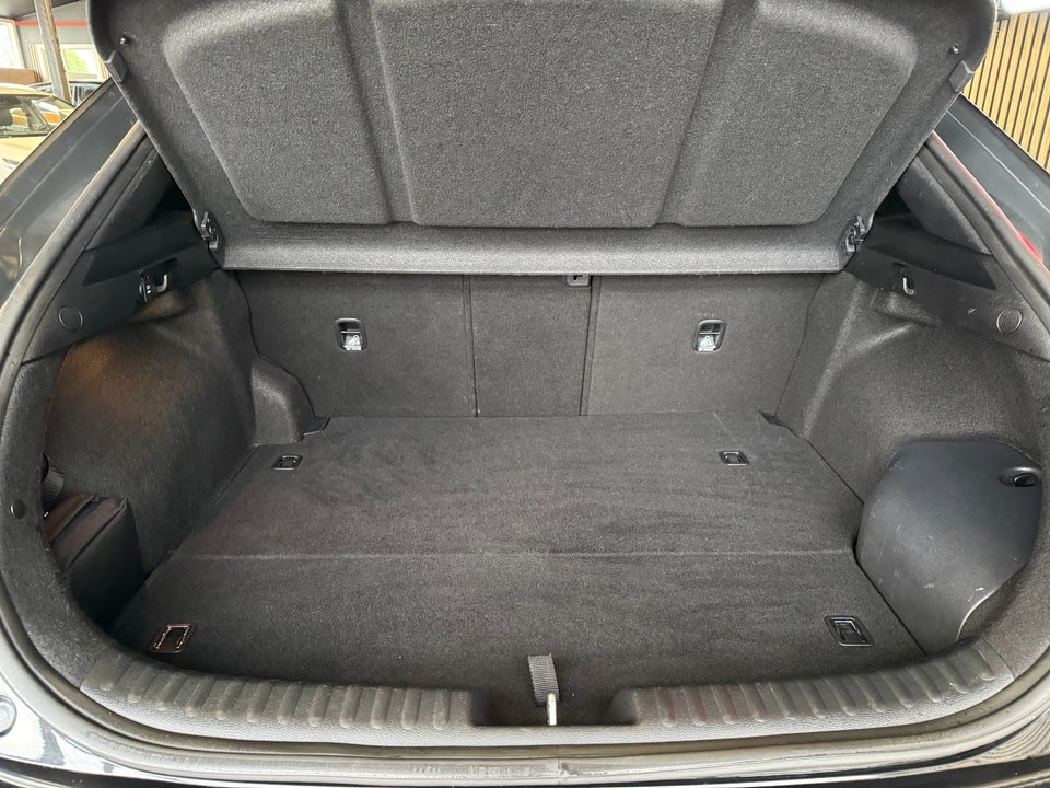 Kia XCeed 1,6 PHEV Upgrade DCT 5d