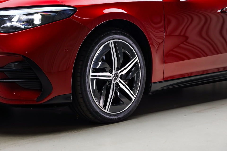 Mercedes CLA250+ electric AMG Premium 4d