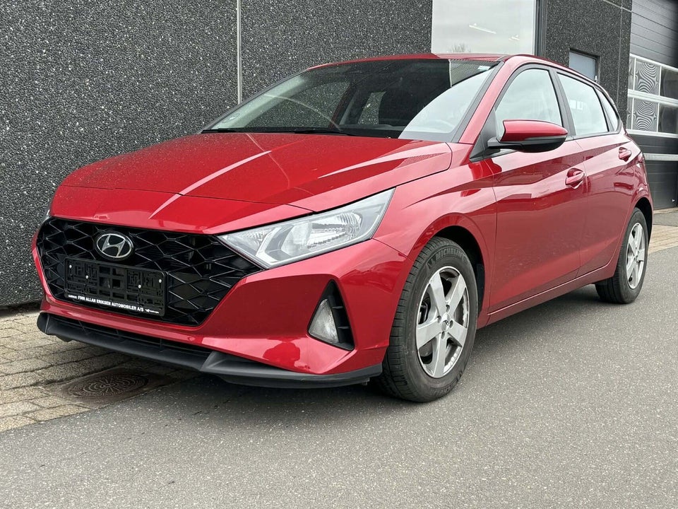 Hyundai i20 1,0 T-GDi Essential DCT 5d