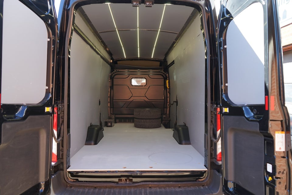 Ford Transit 350 L4 Van 2,0 TDCi 170 Trend H3 RWD