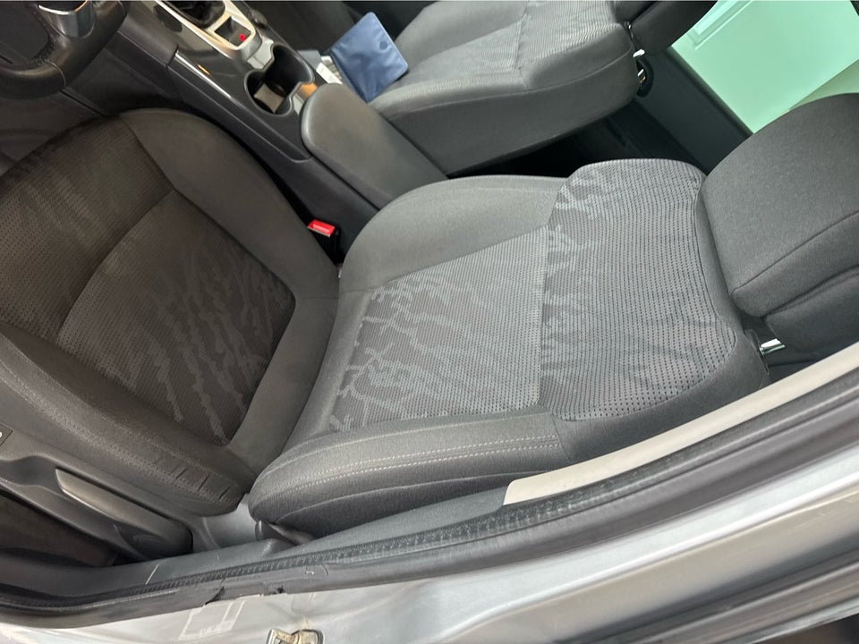 Peugeot 3008 1,6 HDi 110 Premium Cool 5d