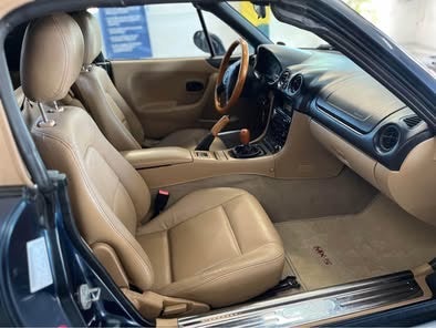 Mazda MX-5 1,6i  2d