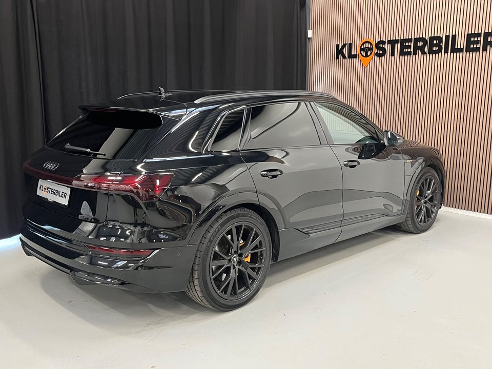 Audi e-tron 55 S-line quattro 5d