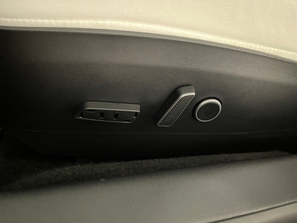 Tesla Model 3 Standard Range+ RWD 4d