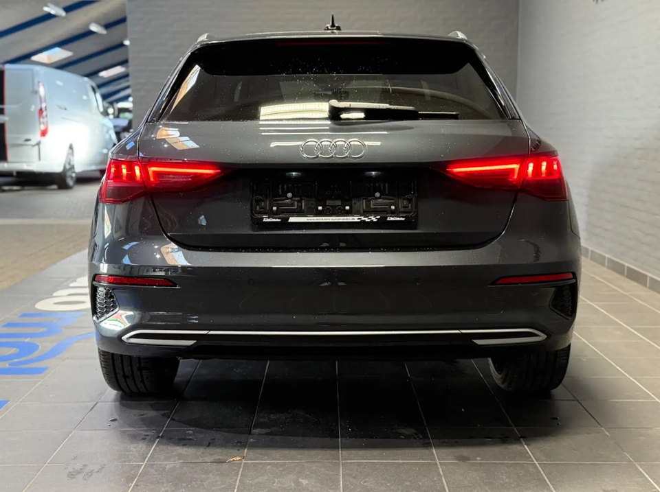 Audi A3 40 TFSi e Advanced Sportback S-tr. 5d