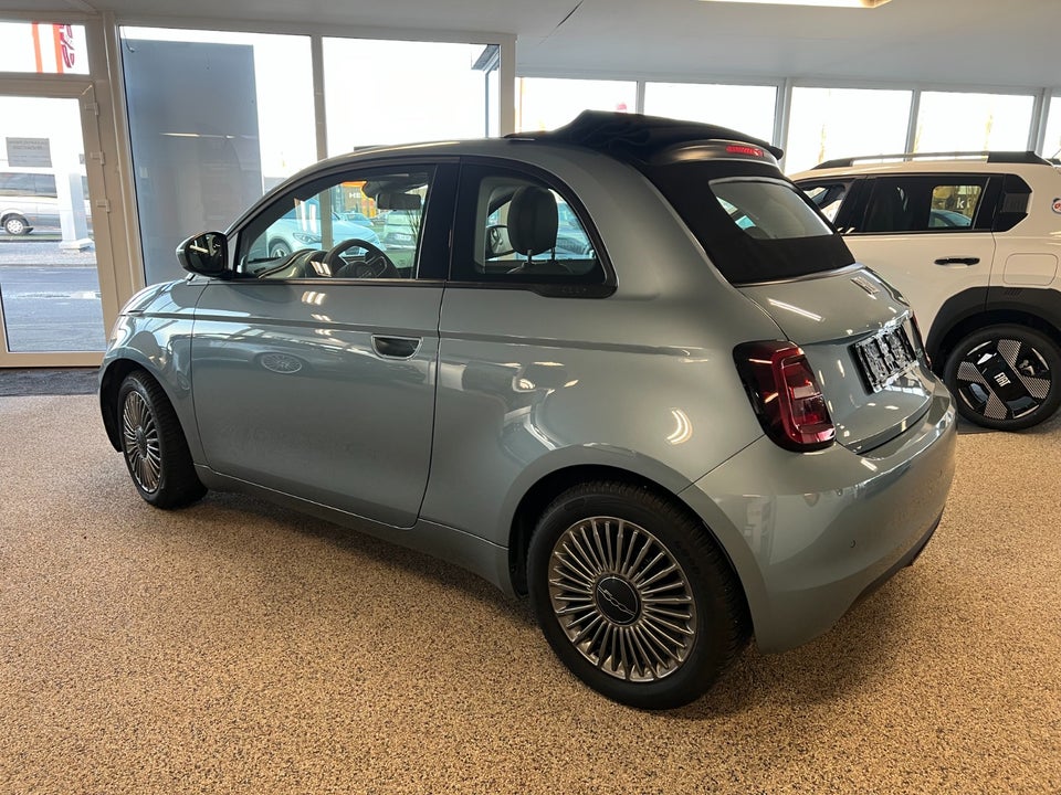 Fiat 500e 42 Icon Pack Cabrio 2d