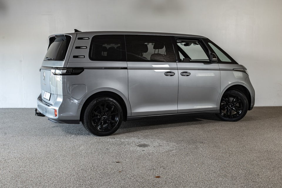 VW ID.Buzz 77 Pro SWB 5d